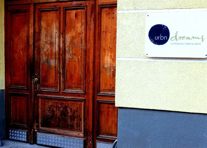 Urbn Dreams Apart Otel 4*